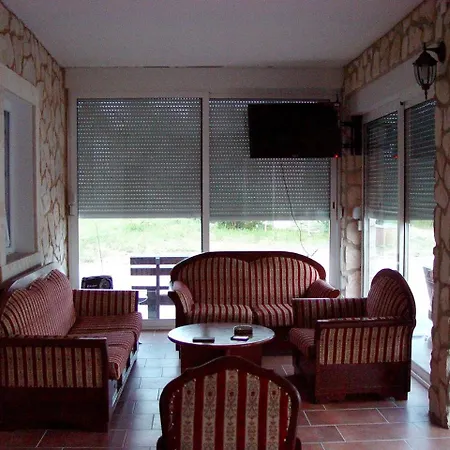 Ulica Nenada Mataka-mehe Apartment Tribanj-Kruscica